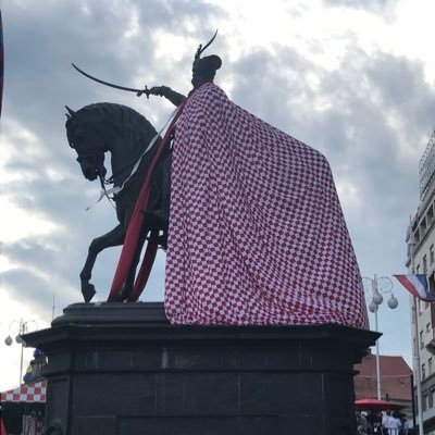 lightw8babee's profile picture. Oz CROAT, Family man, Football Fanatic, who will never walk alone (LFC)🔴 whilst singing for the Vatreni 🇭🇷 ......and the EELS #ZZO