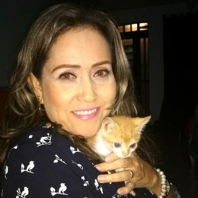 elizavernaza's profile picture. Comunicadora Social