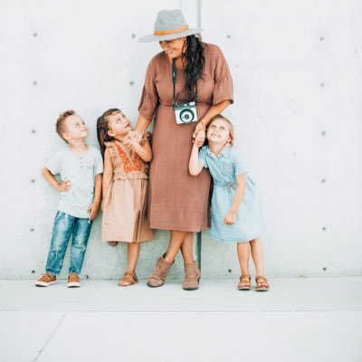 Family Of Five Sharing About Kid Friendly Travel, Fun, Food, Disney, Tampa and More.