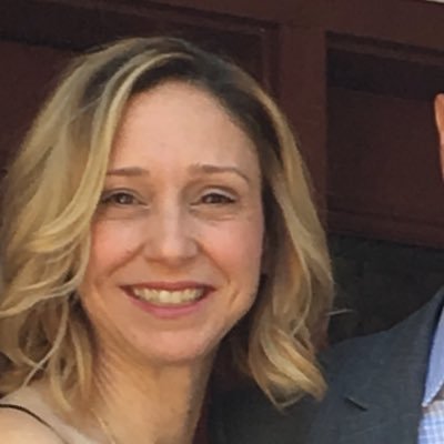 MrsDsGrade12Cl1's profile picture. 