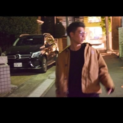 自分の人生は自分で決める。やるかやらないかは自分次第!大事なのは「行動力」です!!一緒に稼ぎたい方、全力でサポートします!まずは連絡してください!お待ちしてます!