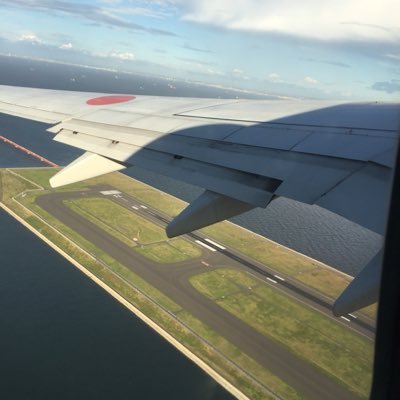 takutakubetter's profile picture. 自己紹介なし