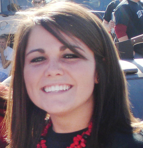 Holly011's profile picture. 