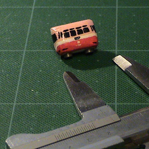 kurutoduran's profile picture. 乗り物系絵描き。乗り物好き。鉄道 飛行機 船舶 その他。測量士。趣味で家庭内屋内配線の免許を持つ 大特 大型 牽引 普通二輪 フォークと建設機械系 路上で免許がないのは路面電車ぐらい。2軸3軸4軸5軸、バス、消防車、構内車、軍事機密　何でも運ぶぞ。