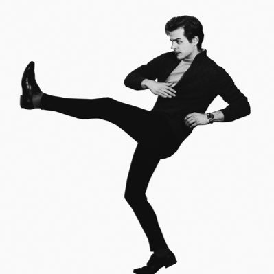 mickux's profile picture. 