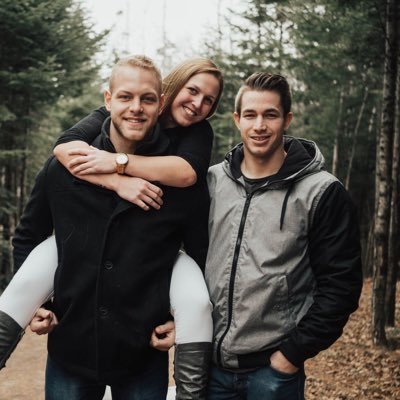 KelsieBlack7's profile picture. hand crafted by Jesus himself • finger guns for everyone • @HFXmooseheads season tickets