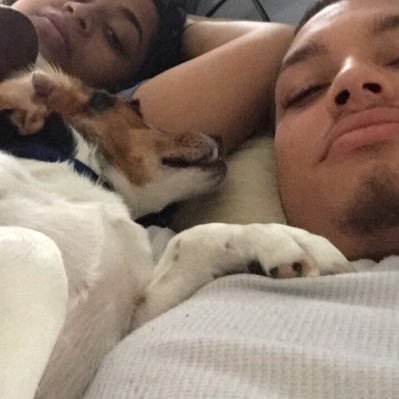 Catheri68597089's profile picture. Future physician 👩🏽‍⚕️ I just want to travel & taste various cuisines but doesn’t everyone else?