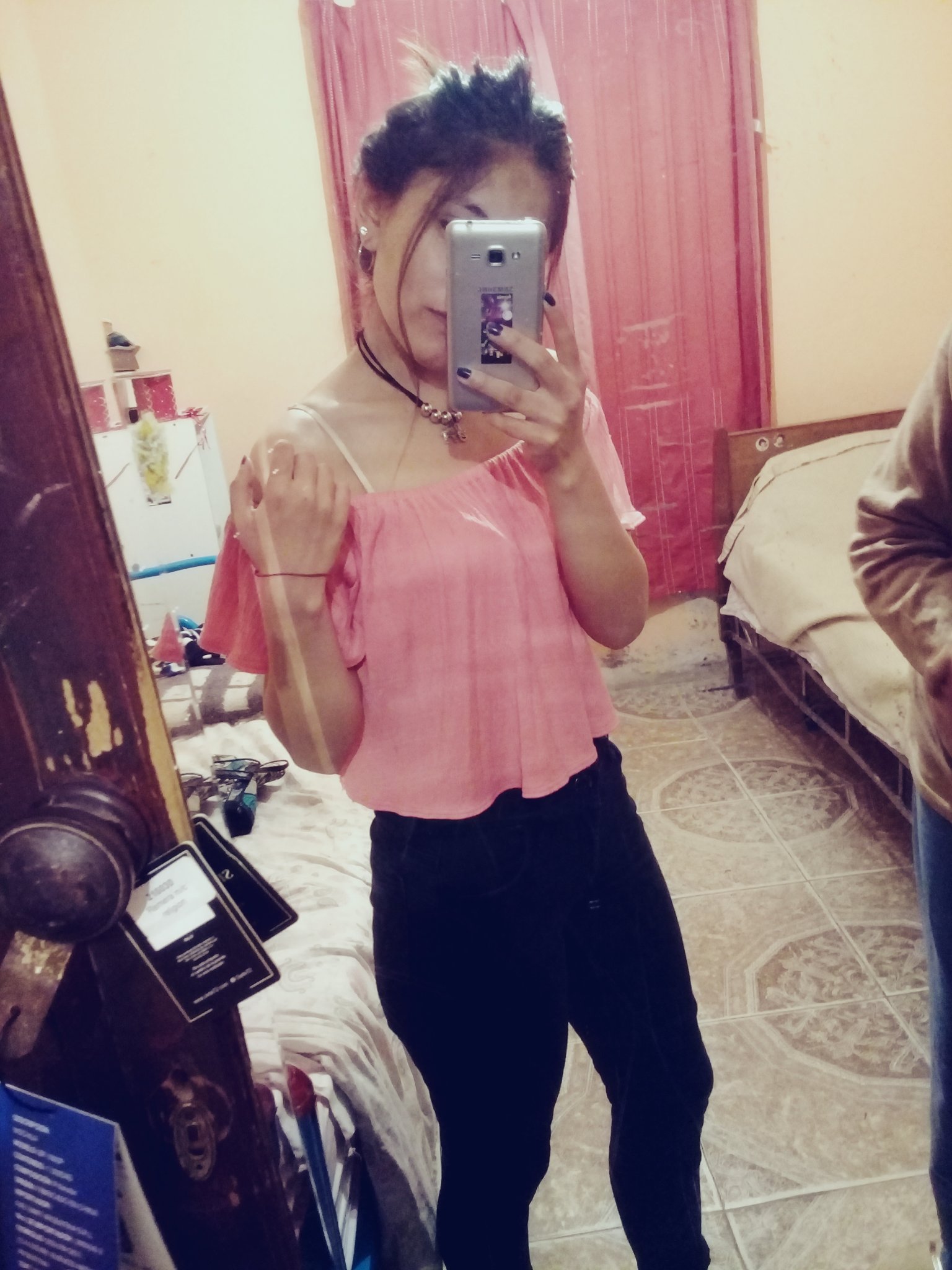 Miilyarayaok's profile picture. This not the end #1DHistory ♥ ♣ ♥#MadridistaForever
Instagram: mily.araya.75