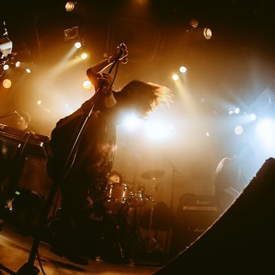 零より出(zeroyoriizuru) 日本語に想いを乗せて魂を音に込めるロックバンド。Vo.政輝@masaterry Gt.みわーみー@miwa_mi_ Key/Gt.ミヤジ@miyajiya