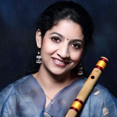 Flautist, desciple of Pt Hariprasad Chaurasia. #flutesisters