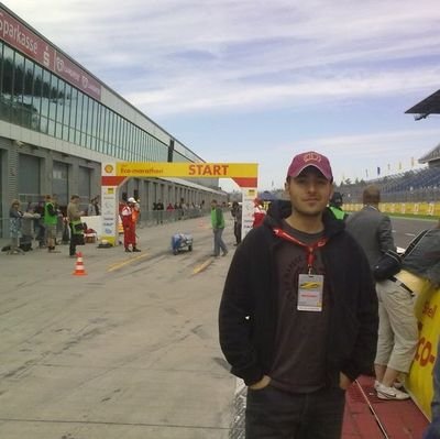 Senior Embedded Systems Engineer & Maker & Hardware Geek & Water Diviner & Galatasaray Fan