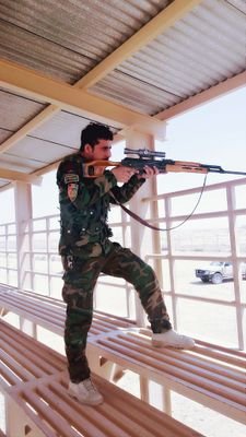 AblYX6866rcU5gx's profile picture. کلونه وشول 
ځان مې لیکم
خو نه لوستل کېږم...