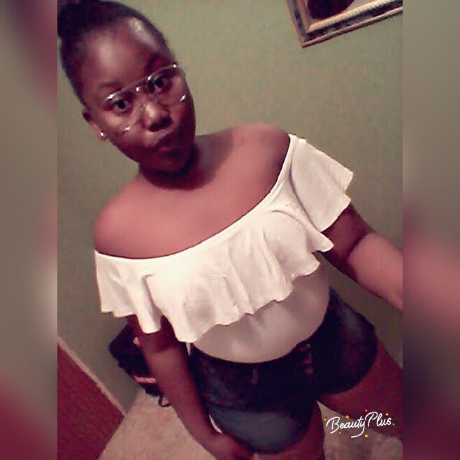 Marshamallow_30's profile picture. -Scorpio 
-IG: La_Bubbly_Bae
-FB:Kearabetswe Shika
-Chocolate lover💗