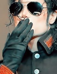 i'm a biggest fans of Michael Jackson! i love Michael Jackson so much :')
he is the one for me..