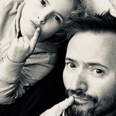 Theatre Director @thealexbham / Welsh man living in England married to @Suzi_Budd and loving father of Seren Lily 😀 All views & opinions are my own.