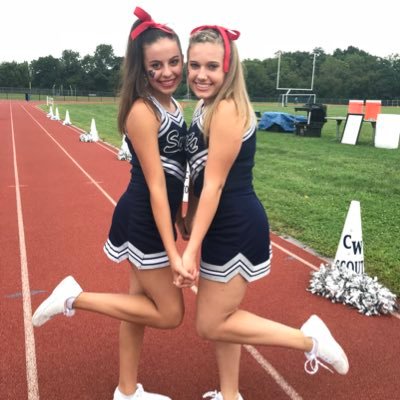 PetschChloe's profile picture. 