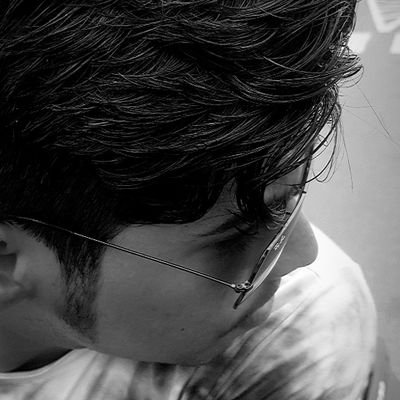 rahul24lalu's profile picture. I’m not smart. I just wear glasses