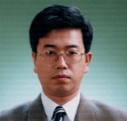 Simson2's profile picture. 젊음을 추구하고, 친구와 같이 꿈을 가지고 미래를 설계하며 사는 아주 평범한 재미있는인간