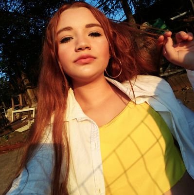 Geralmente aqueles que sabem pouco falam muito e aqueles que sabem muito falam pouco🌻