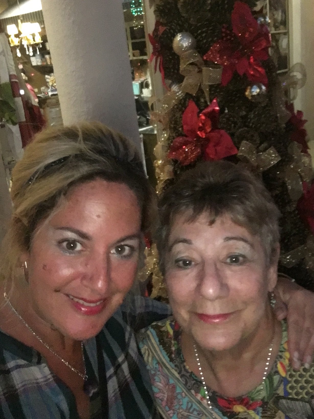 loripop06's profile picture. Wife|daughter|Havanese Mom|Red Sox/Patriots fan|animal advocate|beach lover|making a difference in education