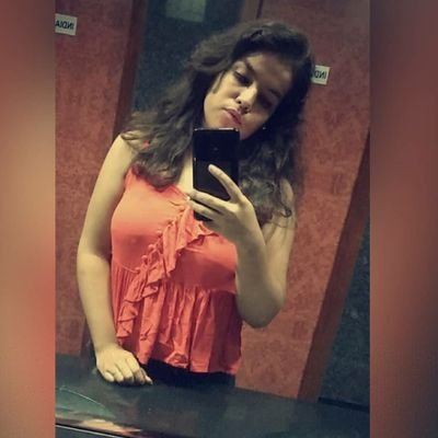 harshi_khurana's profile picture. waheguru🙏
carpe diem❣️
future airhosteress/ model😘💝