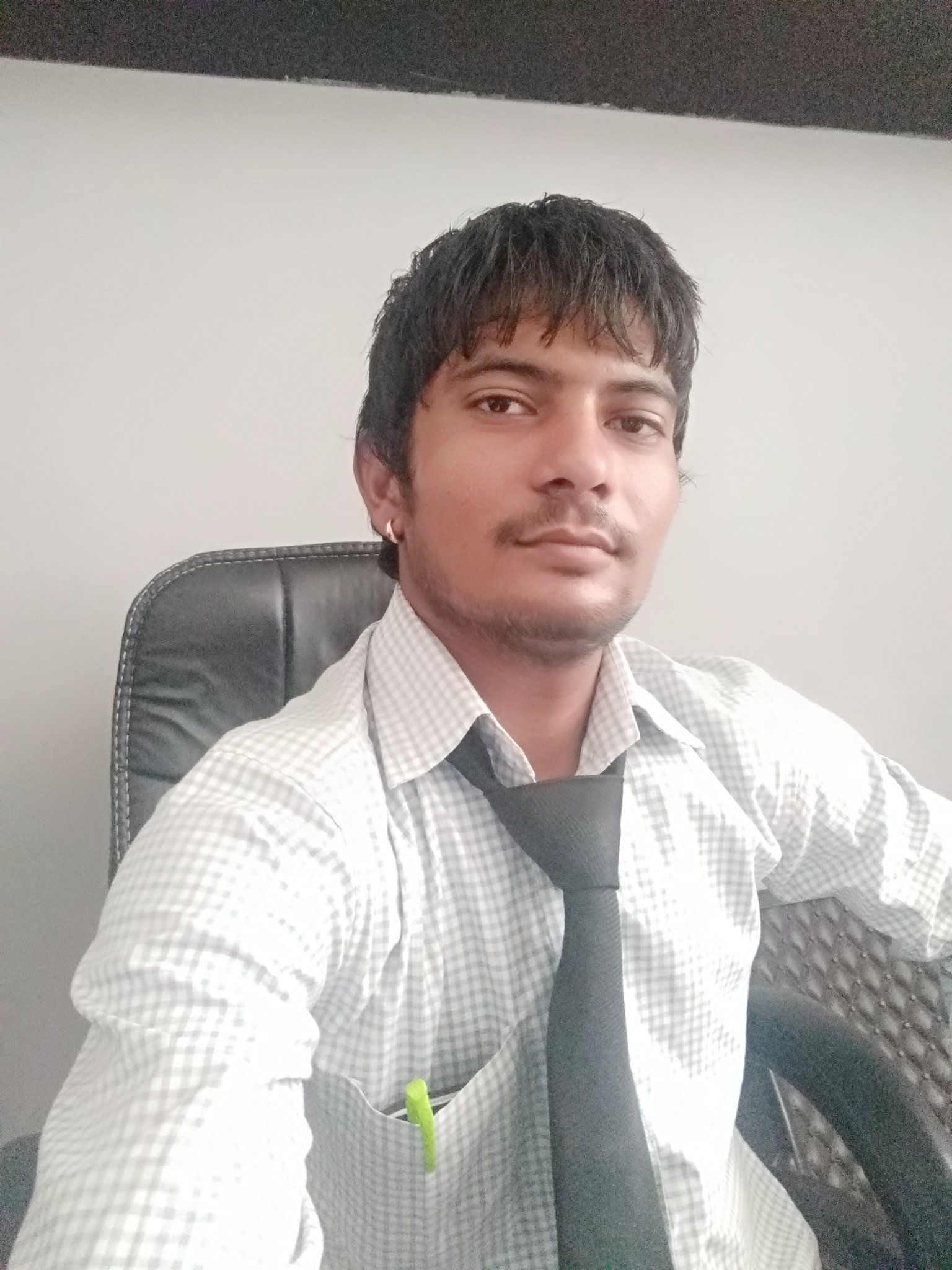 VishnuB66952574's profile picture. C sharp corner