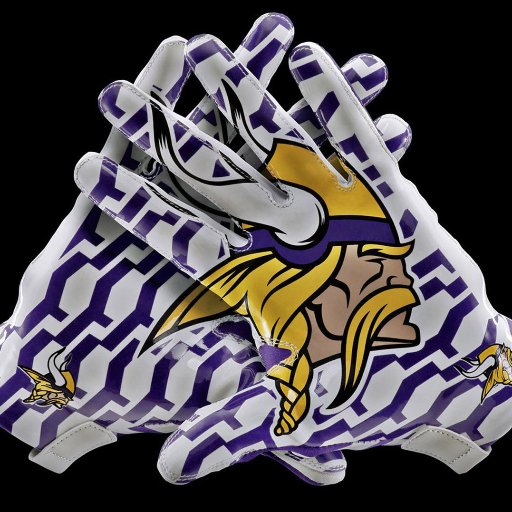 in the middle of growin' up and gettin' old
#SKOL