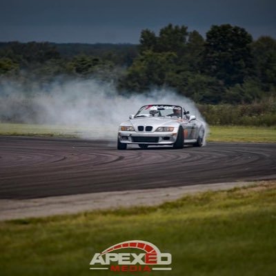 drifter in the midwest.   use a bmw Z3 and am having an LS6 powered E36 being built.   will be to formula drift specs.