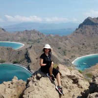 elisabeth eka (@elzhku) 's Twitter Profile