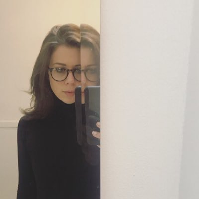 writer, editor, final girl, digital media survivor.