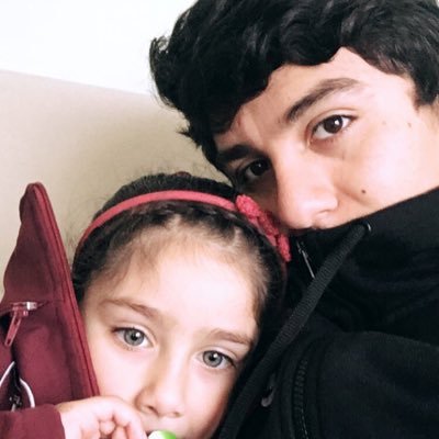 celedonx95's profile picture. Amor y revolución. Me gustan los podcast y el streaming, además de la pizza. Colocolino. Constructor Civil e Ing. Civil.