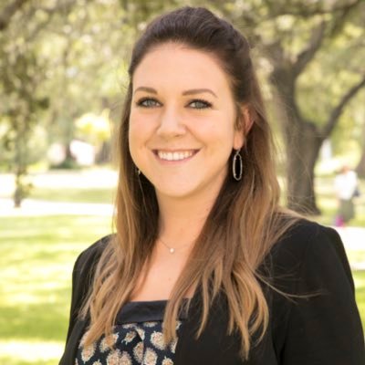 Adult Ed PhD Candidate @txst | Asst Director OMBA program @Baylor | sustainability enthusiast | @APCE_GSO Founder| dog mom