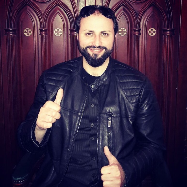 YURII74471921's profile picture. 