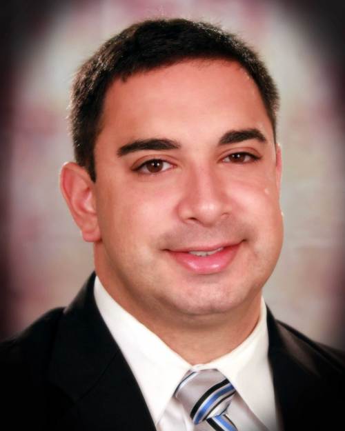 Co-Creator/Anchor of Hockey Talk & KAGS HD NEWS / Once Ate a Calzone on Air / Once Filed a Report While Hiding for Safety in a Nvo Laredo Police Station