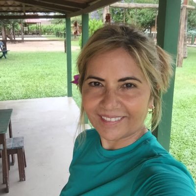 SocorroSantana_'s profile picture. Feliz com meu marido, meu casal de filhos e fazendo a Obra que Jesus deixou... Pregar sobre o Reino de Deus. TJ https://t.co/1qpnxPKE20