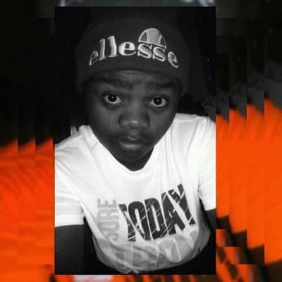 Proudly A Soccer Player........Member Of Str33T Vendors™

#Young_Talented_Kiddo