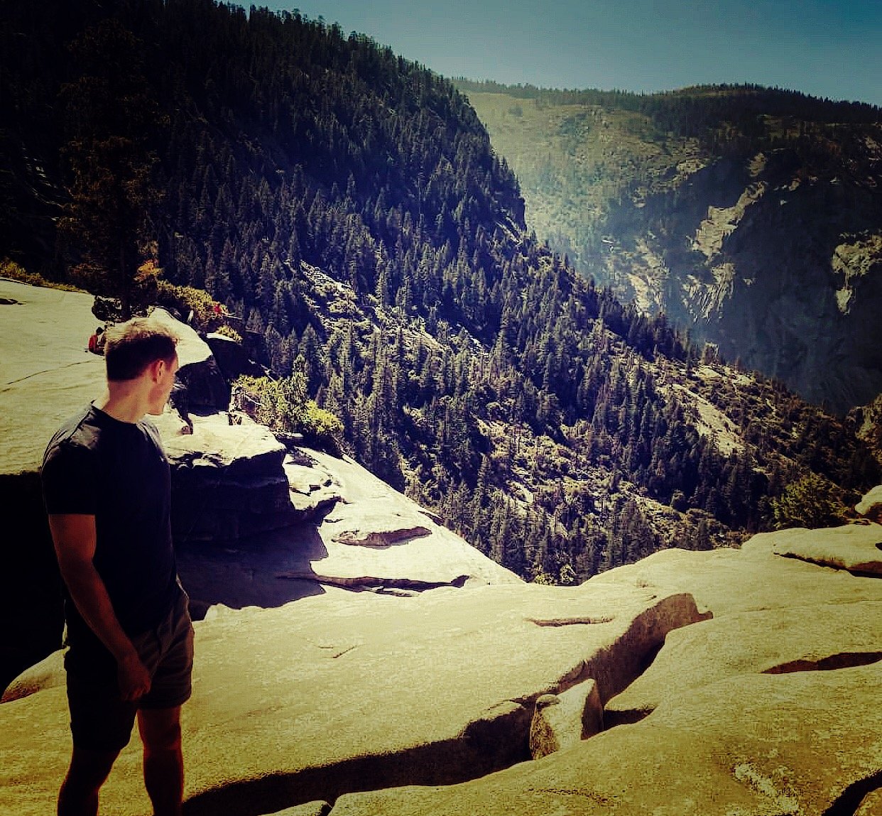 Proud Aussie living in london, Tech enthusiast, Ex Rugby and Aussie Rules, Crypto, Followback