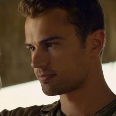 DSephyr's profile picture. Directeur de la maison Serpentard 🐍et Canadien de coeur 🇨🇦
Personnage Fictif de World of Potter Fr