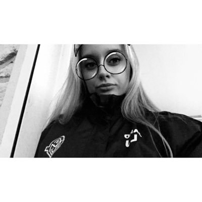 JsseLaura1's profile picture. JOUSSE RIOLET MENAN 💍 Thomas 2208🥇👑