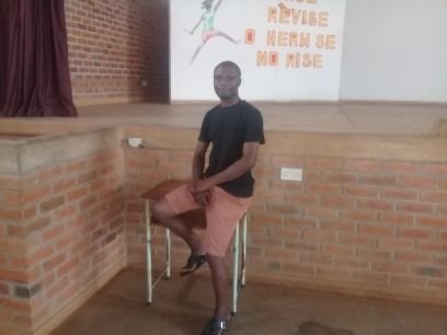 Media practitioner with various awards, with links to local and international media houses