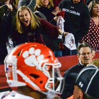 No matter your fandom or allegiance we can all agree. @UofSC fans are the worst. DM/@ me of sayings you'd like the world to see.