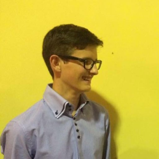 19 years old maker that loves 3D printing.