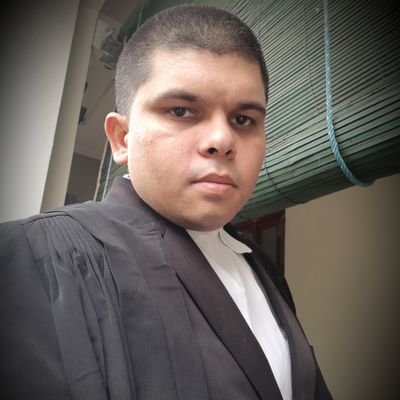 rarebutfairlwyr's profile picture. Advocate, not that faux-liberal nor that faux-feminist, believer of Rights, performer of Duties, love Rule of Law, have questions for each unit of the Govt.