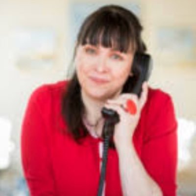 Business owner, outbound sales strategist (I love the phone), clumsy surfer, shark conservation volunteer, Welsh. Lives by the sea @hazelbutters @promptsales