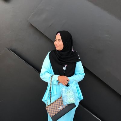 zulintan2's profile picture. Allah kan ada ☺️