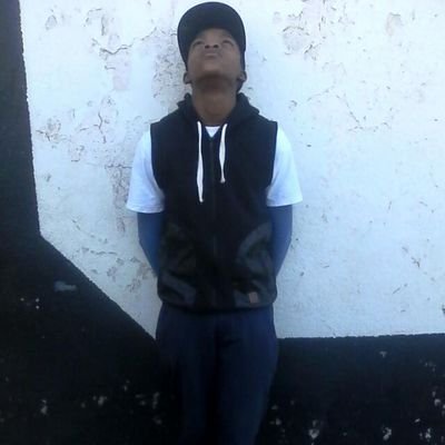 Iam an upcoming rapper/songwriter and a 1/2 member of the Phoenix duo🦅 i also follow music lifestyles.