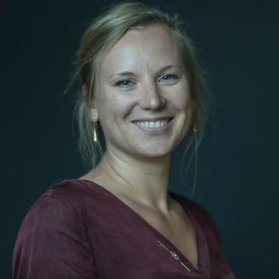 JasmijnvHarten's profile picture. Associate professor | Utrecht University School of Governance | HRM of sustainable employability | music | birding