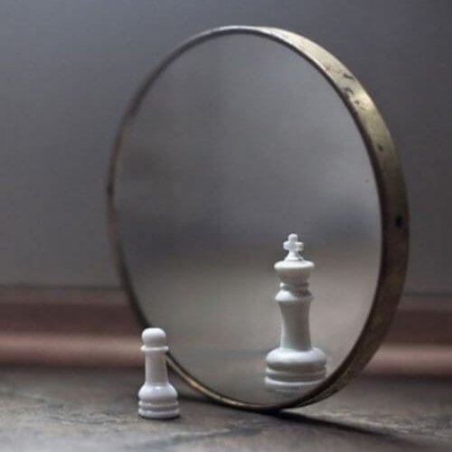 yonipabes's profile picture. 2 devises :
- La vie est belle, on n'a pas dit qu'elle était facile
- Aucun rêve n'est trop grand, aucun rêveur n'est trop petit