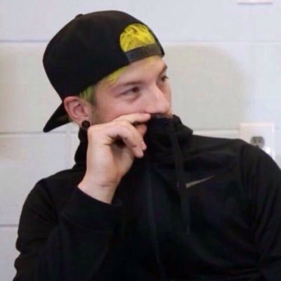 vealkpl's profile picture. 