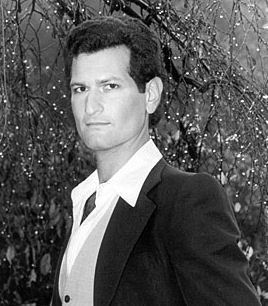 Soloffwine's profile picture. Vyd and winery owner. Red Mt. AVA focus. WA State Wine Commissioner. Winery/Vyd./Industry consultant. Having fun is serious business. @DeLilleCellers